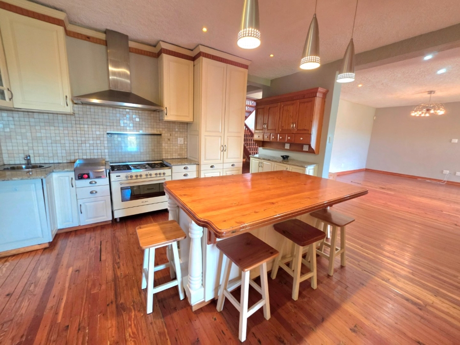 4 Bedroom Property for Sale in Eureka Free State
